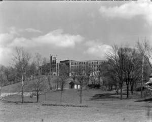 Waverly_Hills_Sanatorium_Louisville_Kentucky_1927