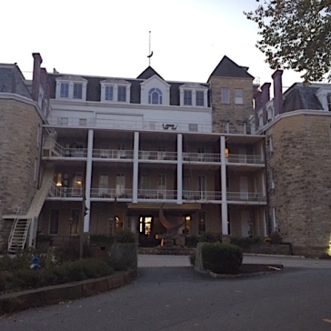 Crescent Hotel - Front lobby exterior